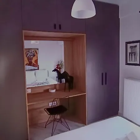 Cozy Fully Equipped Διαμέρισμα