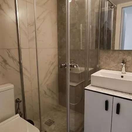 Cozy Fully Equipped Apartment *